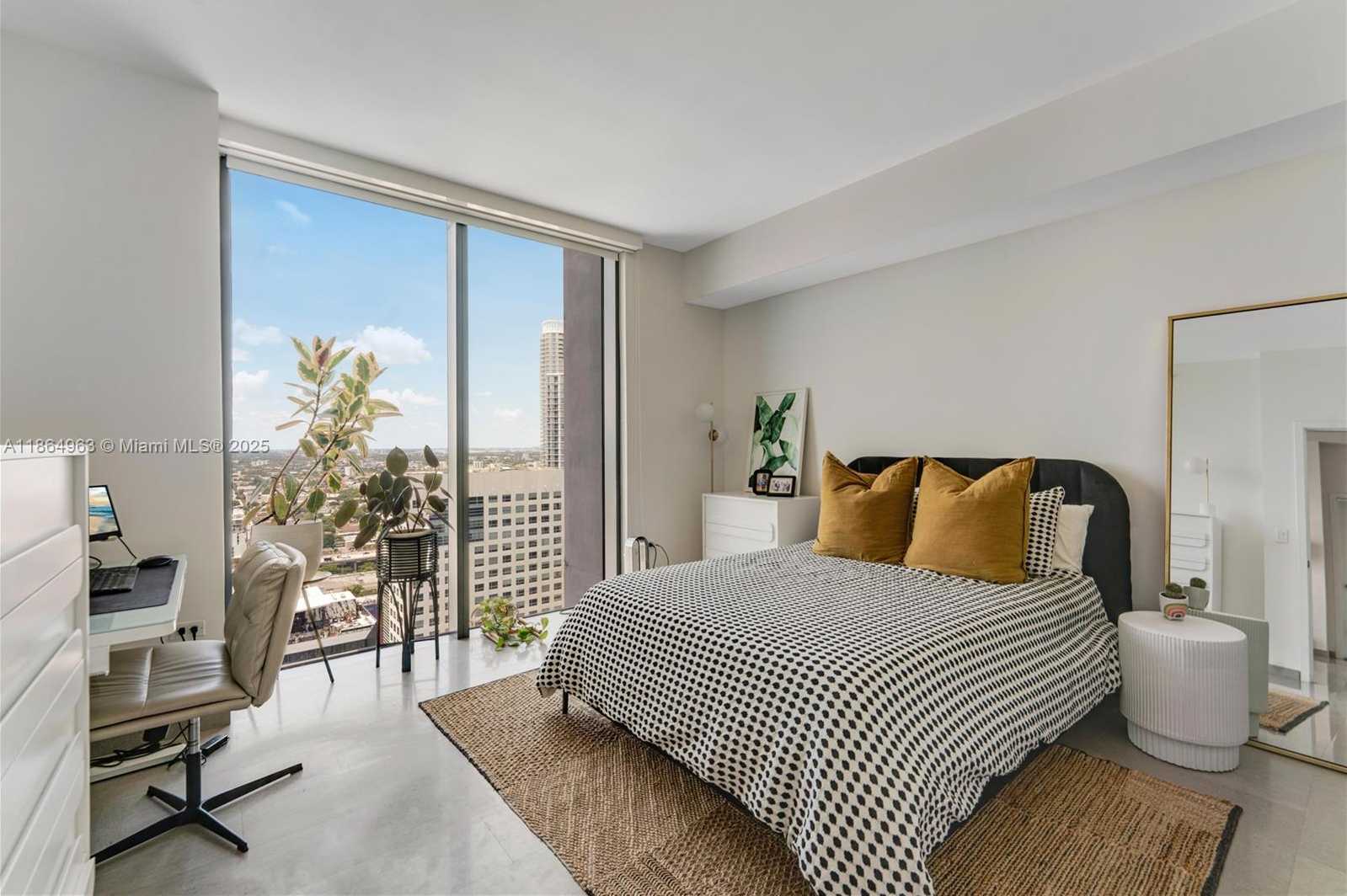 Small Image of 88 SOUTH WEST 7TH ST #2910, Miami Number 8