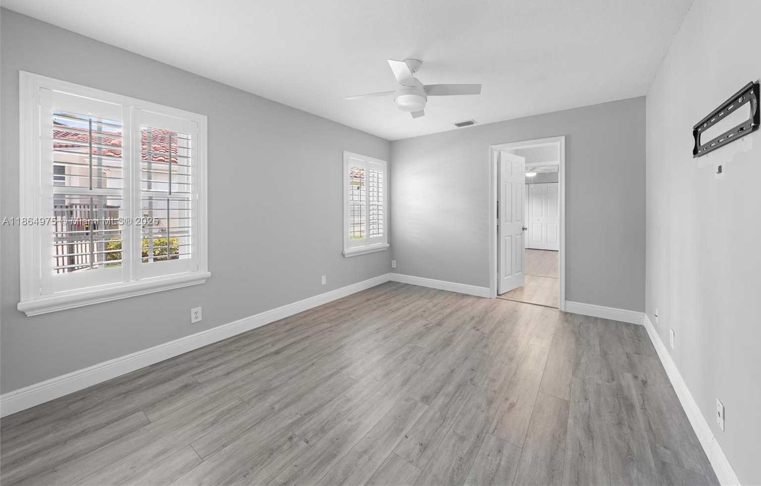 Small Image of 2587 JARDIN CT, Weston Number 21