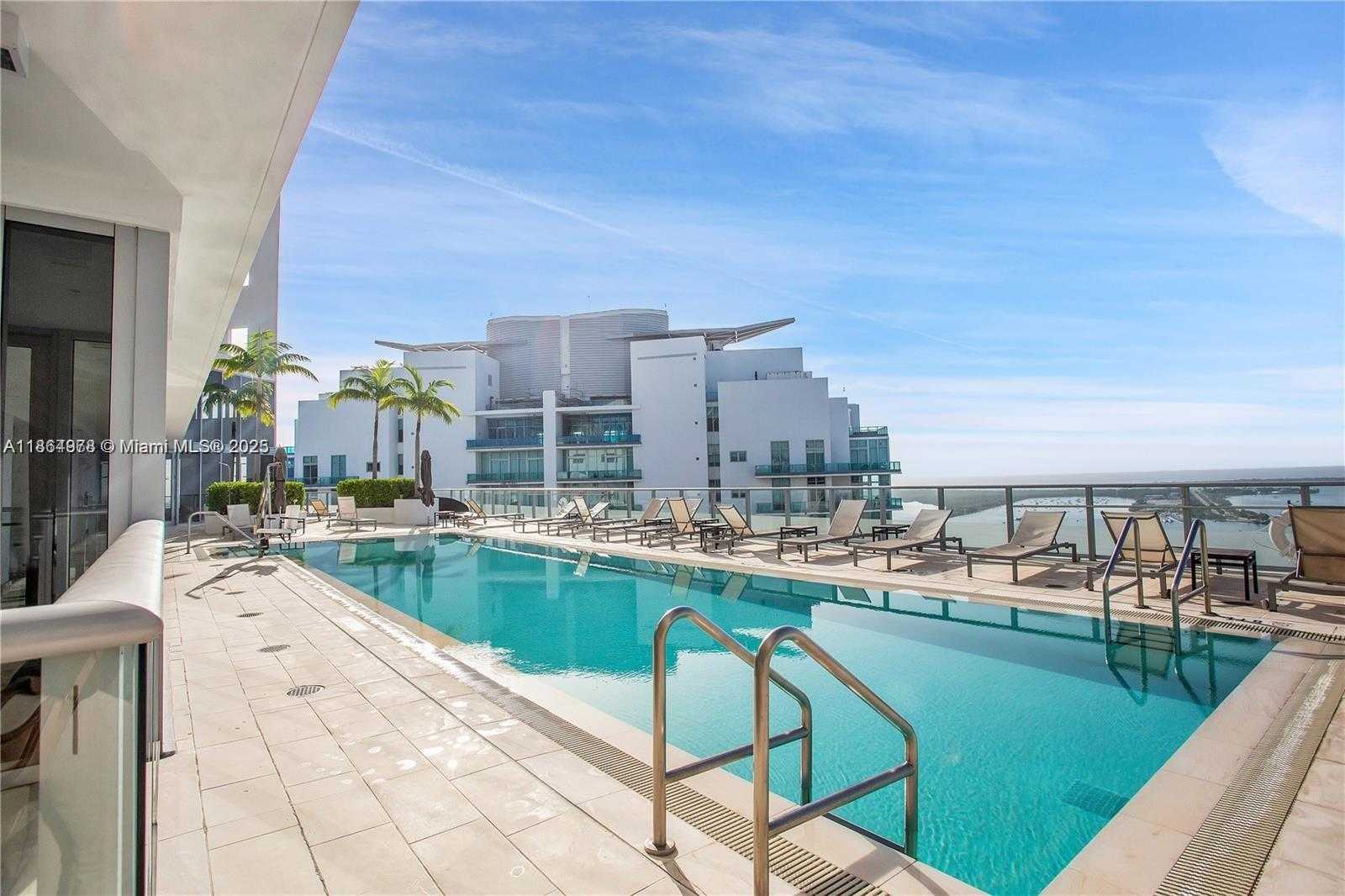 Small Image of 1300 BRICKELL BAY DR #1909, Miami Number 22
