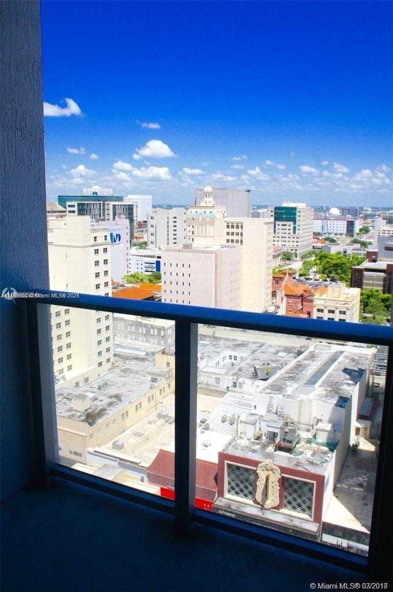 Imagen de Pequeño Objeto