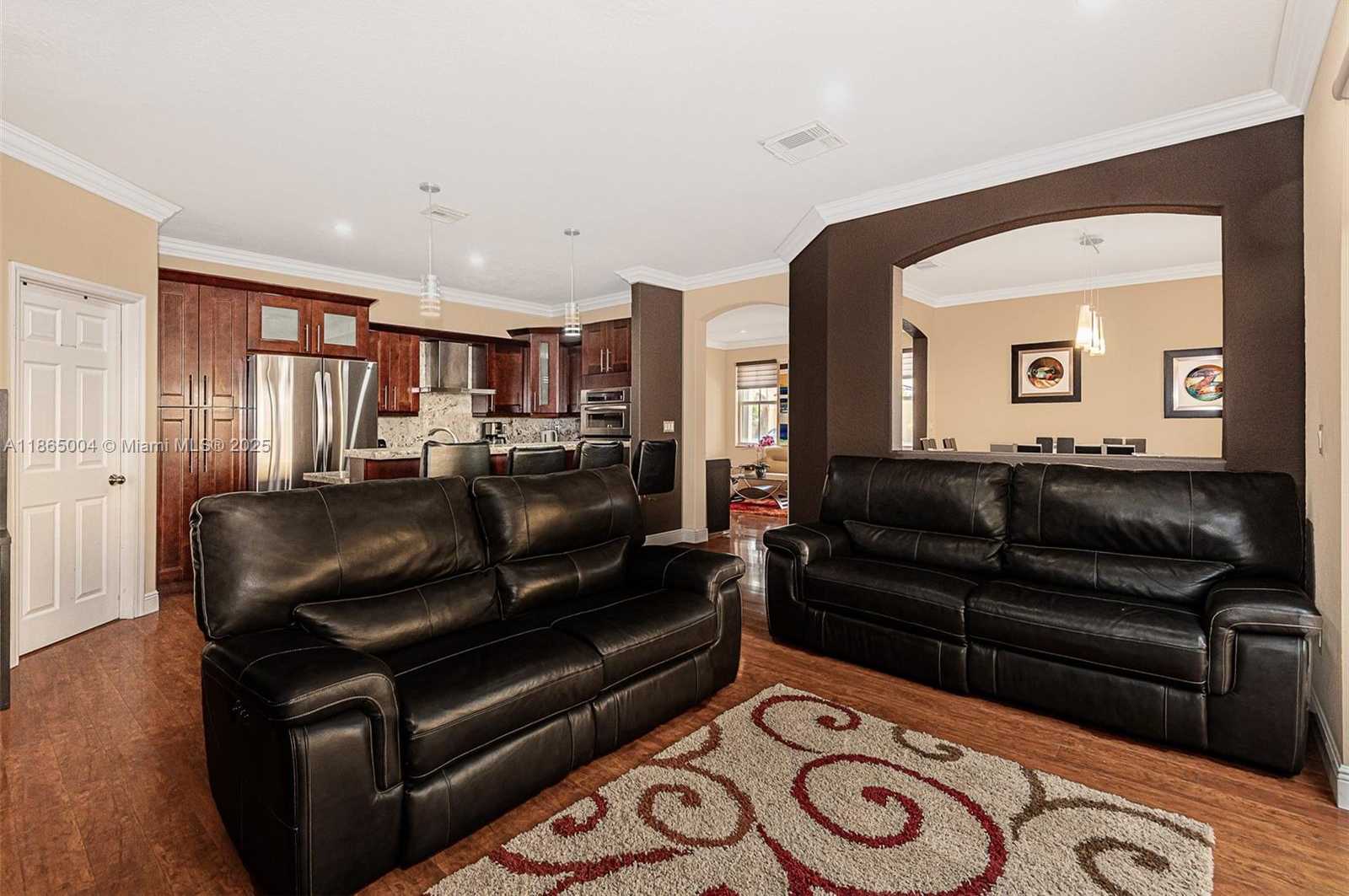 Small Image of 11410 SOUTH WEST 137TH CT #11410, Miami Number 12