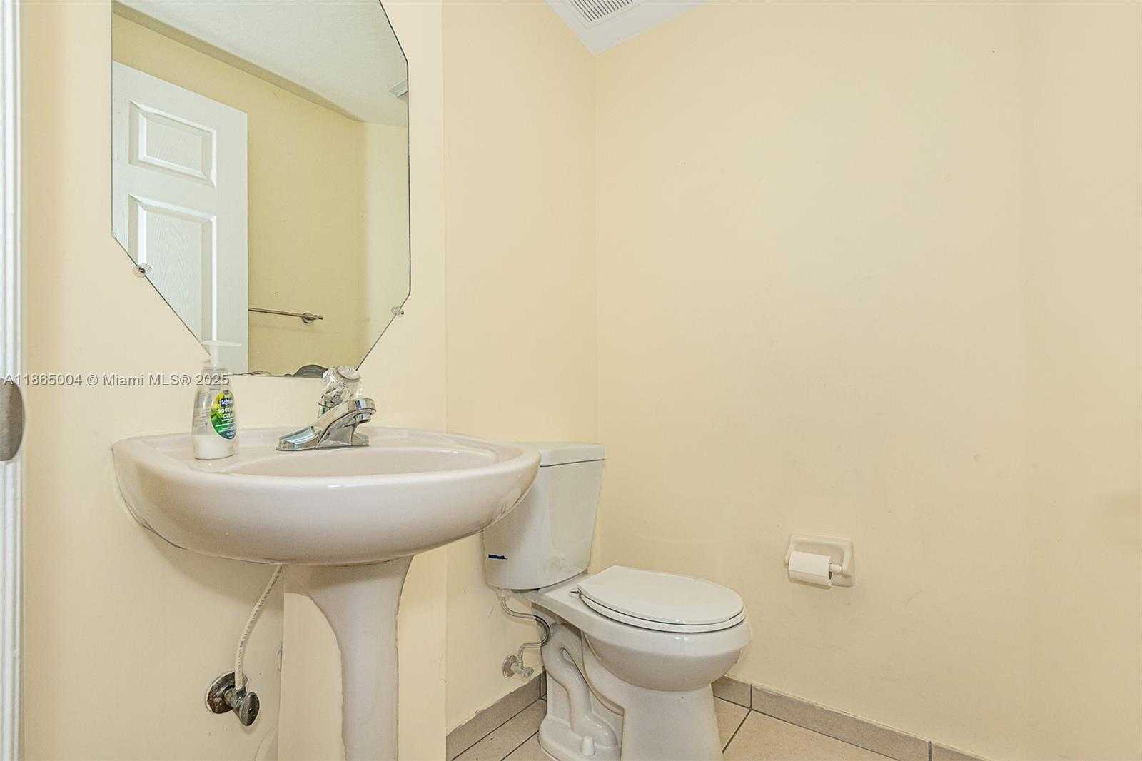 Small Image of 11410 SOUTH WEST 137TH CT #11410, Miami Number 13