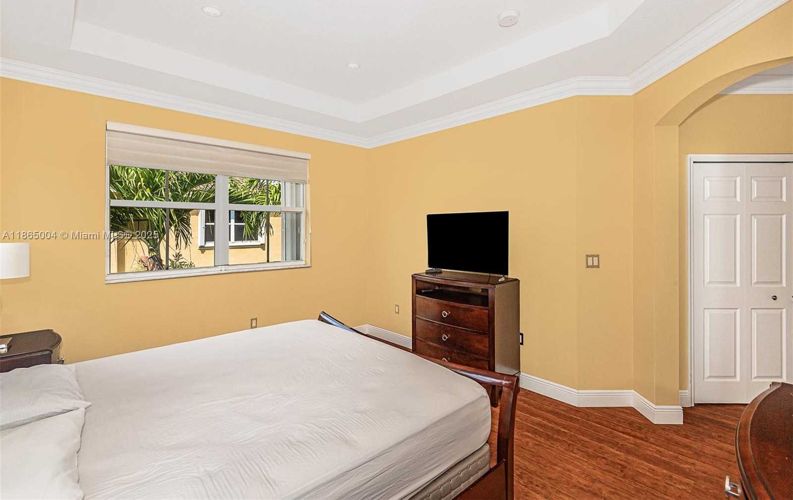Small Image of 11410 SOUTH WEST 137TH CT #11410, Miami Number 22