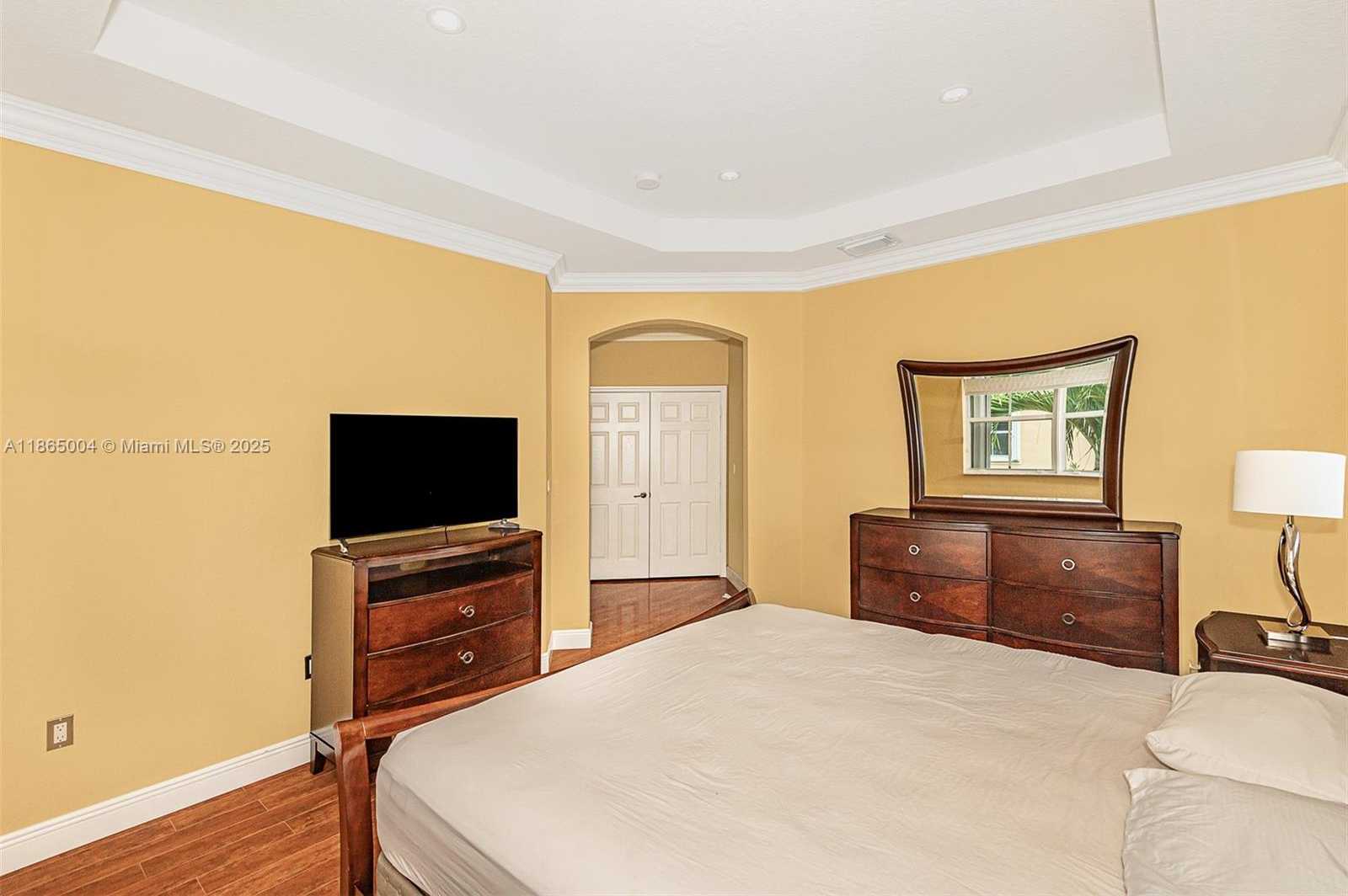 Small Image of 11410 SOUTH WEST 137TH CT #11410, Miami Number 23