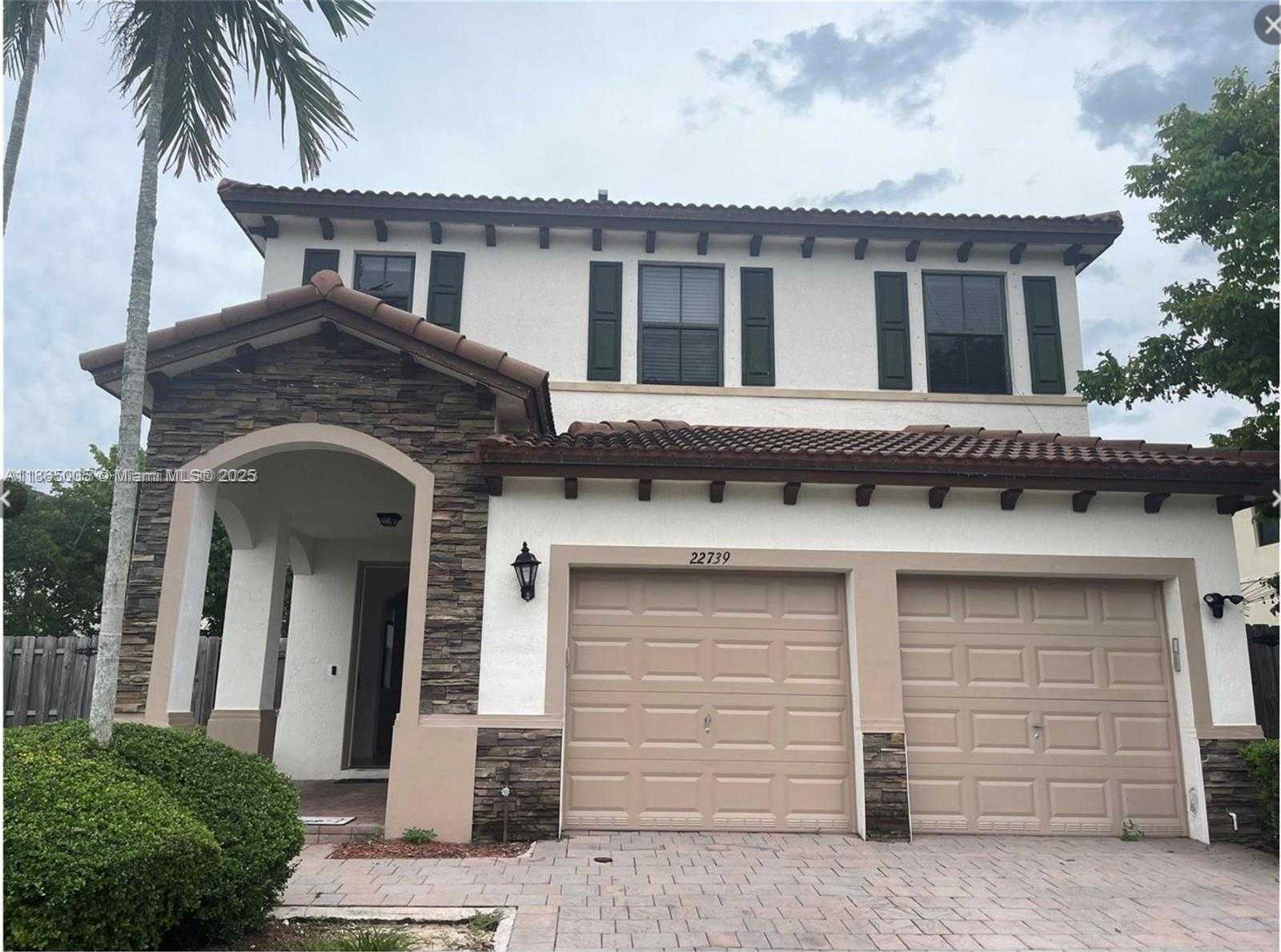 Small Image of 22739 SOUTH WEST 92ND CT #22739, Cutler Bay Number 1