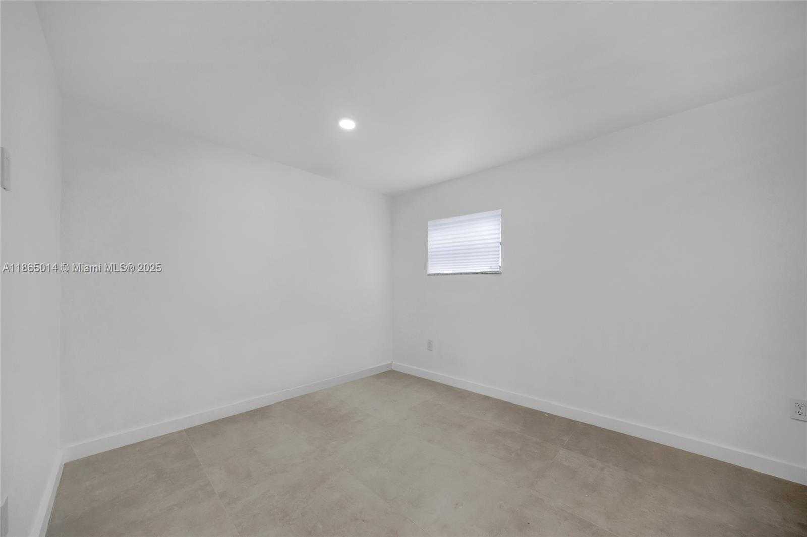 Small Image of 275 NORTH WEST 97TH ST, Miami Number 39