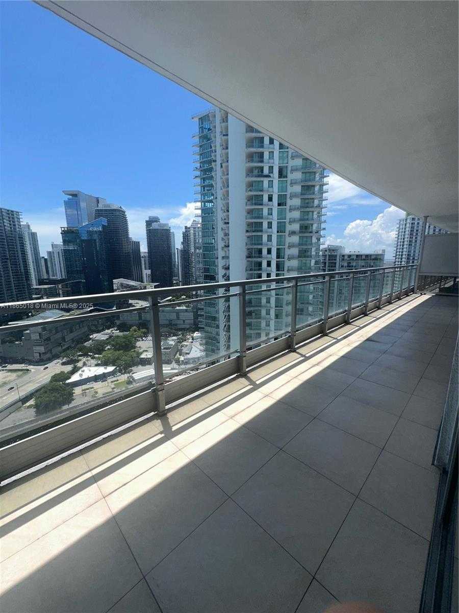 Small Image of 90 NW 3rd St, Miami, FL 33128, USA Number 11