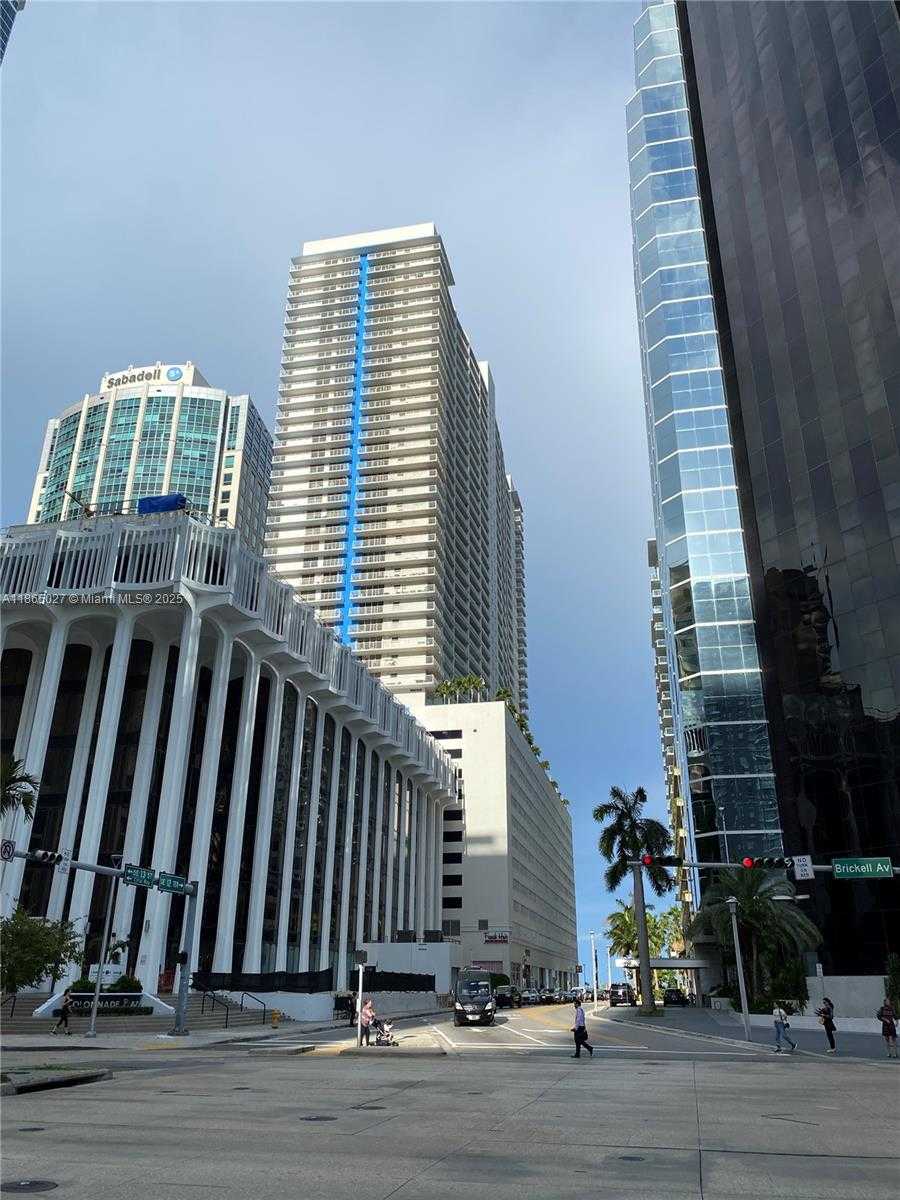 Small Image of 1200 BRICKELL BAY DR #2908, Miami Number 2