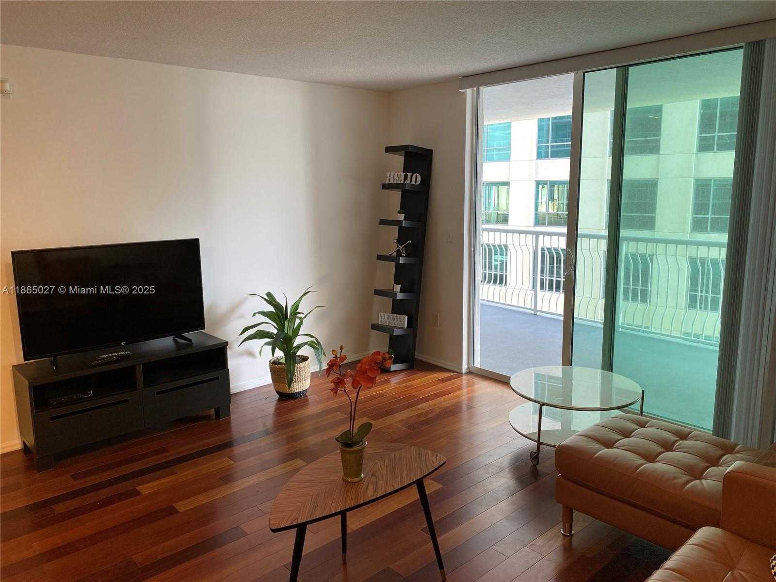 Small Image of 1200 BRICKELL BAY DR #2908, Miami Number 20