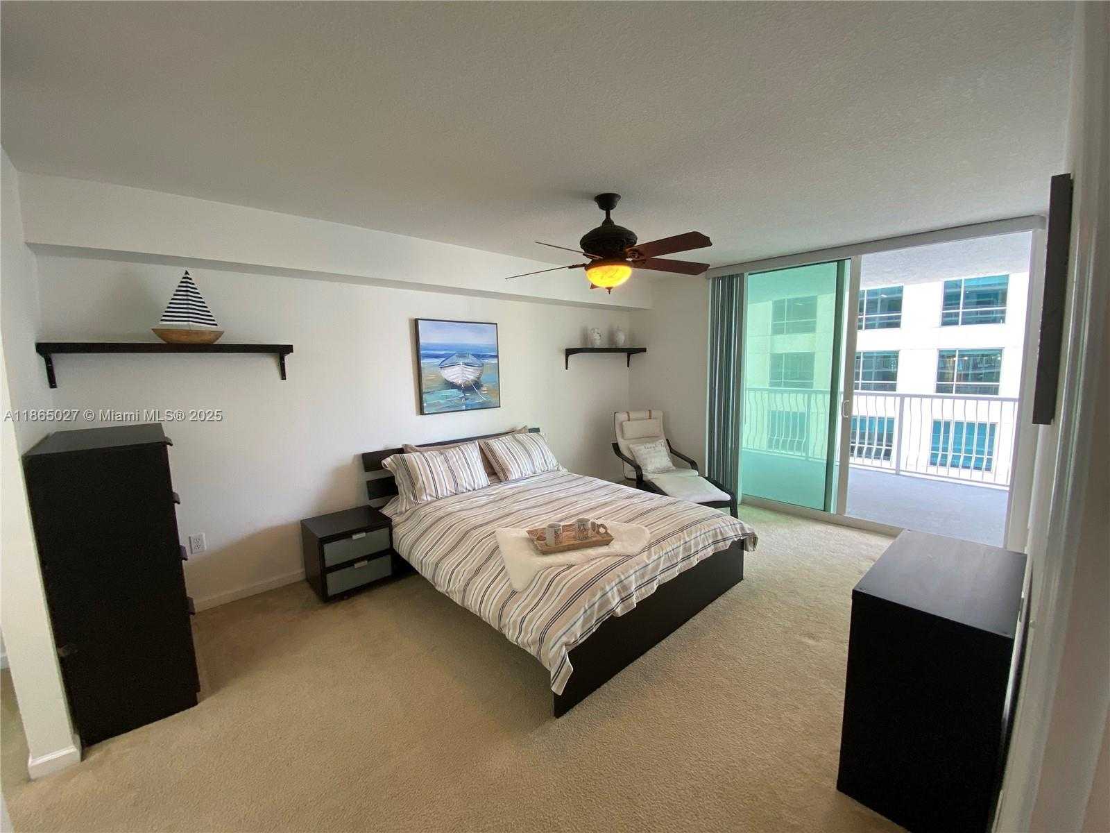 Small Image of 1200 BRICKELL BAY DR #2908, Miami Number 26