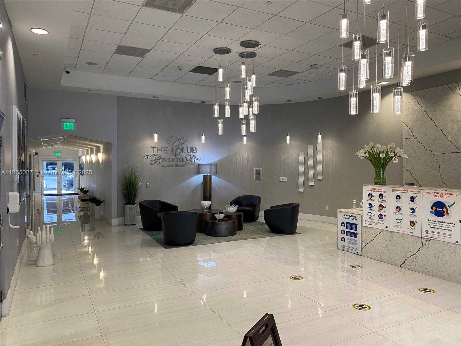 Small Image of 1200 BRICKELL BAY DR #2908, Miami Number 5
