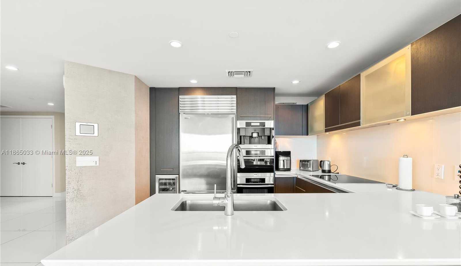 Small Image of 17001 COLLINS AVE #1908, Sunny Isles Beach Number 11