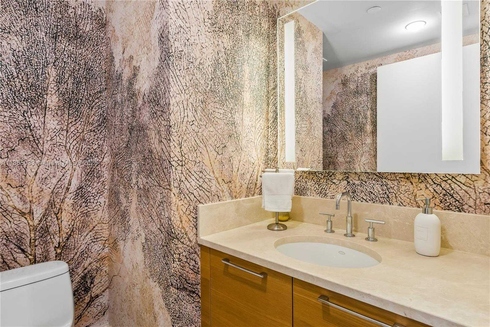 Small Image of 17001 COLLINS AVE #1908, Sunny Isles Beach Number 12
