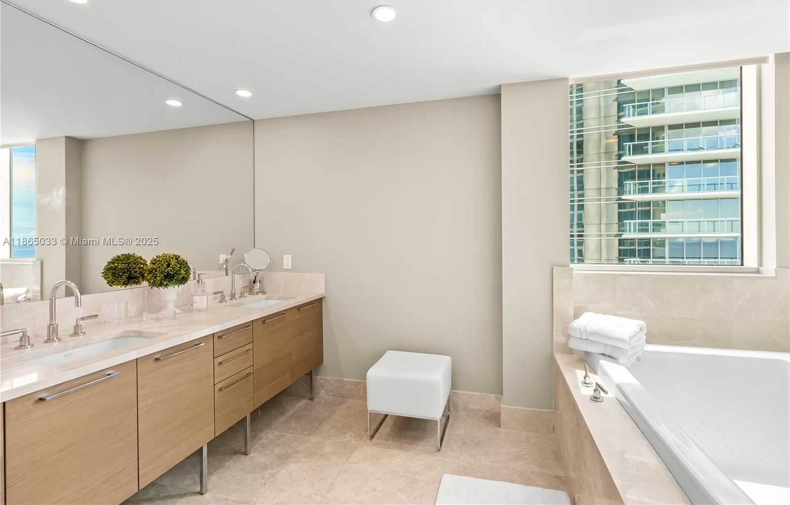 Small Image of 17001 COLLINS AVE #1908, Sunny Isles Beach Number 18