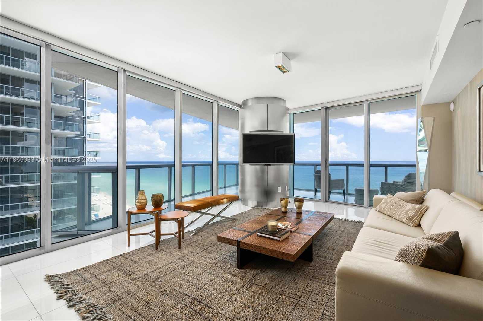 Small Image of 17001 COLLINS AVE #1908, Sunny Isles Beach Number 3