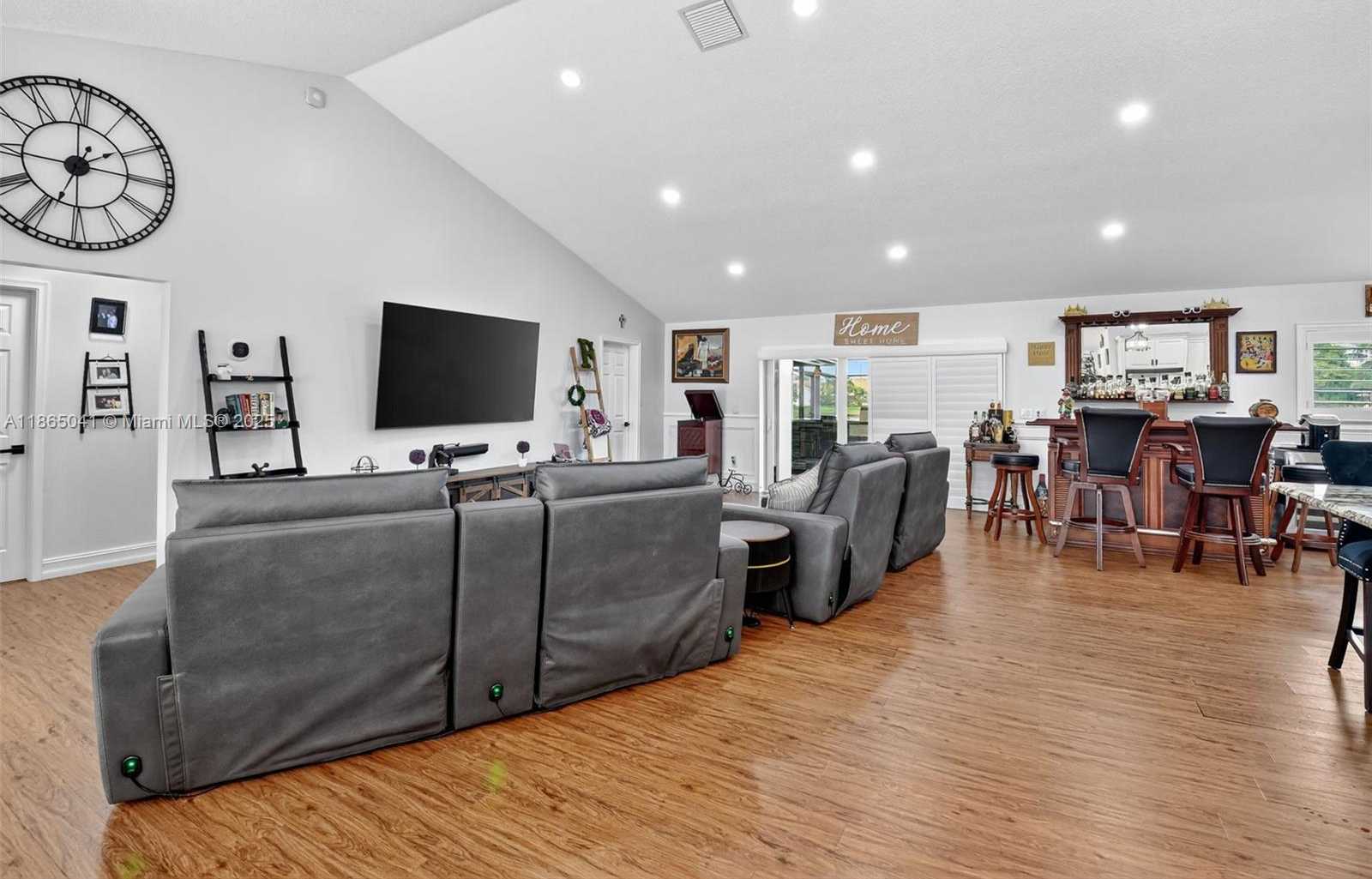 Small Image of 9505 MAJESTIC WAY, Boynton Beach Number 17