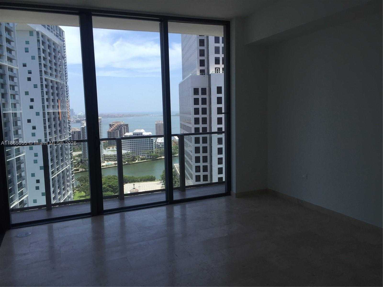 Small Image of 68 SOUTH EAST 6TH ST #2611, Miami Number 25