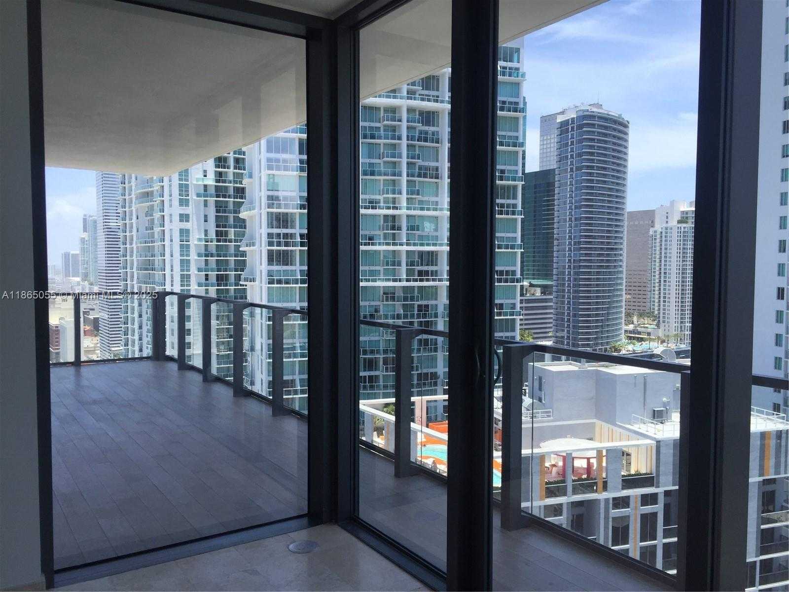 Small Image of 68 SOUTH EAST 6TH ST #2611, Miami Number 26