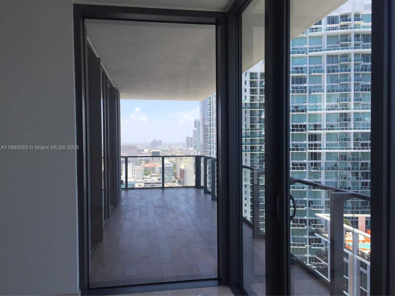 Small Image of 68 SOUTH EAST 6TH ST #2611, Miami Number 27