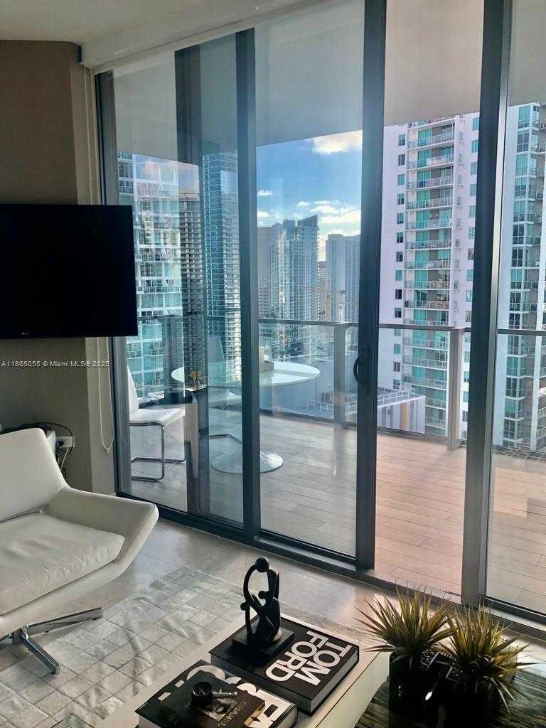 Small Image of 68 SOUTH EAST 6TH ST #2611, Miami Number 30