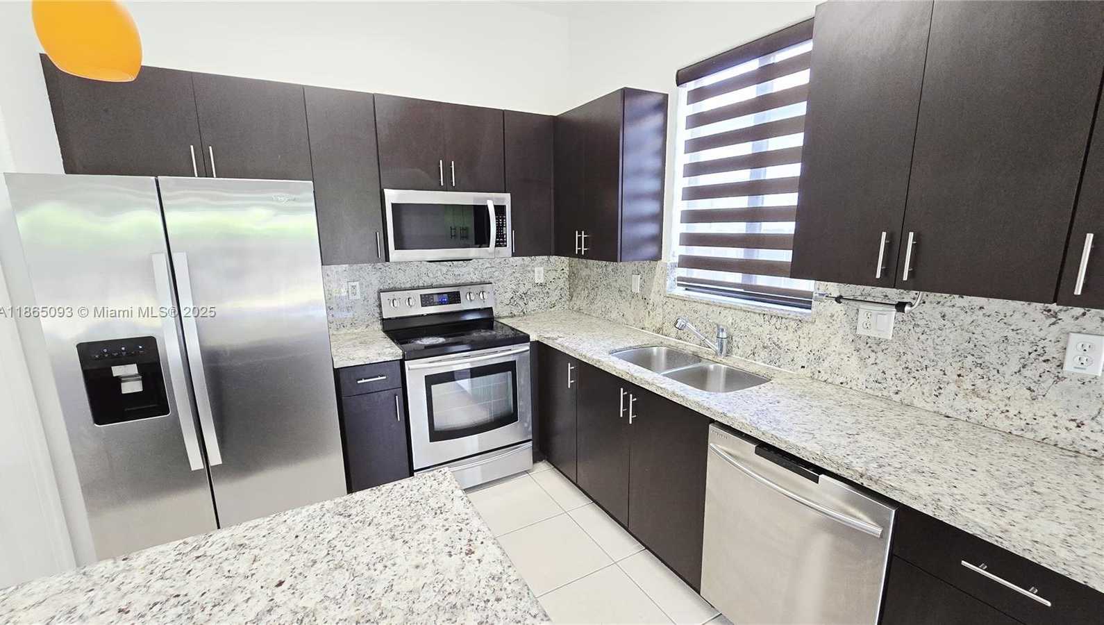 Small Image of 14941 SOUTH WEST 26TH TER, Miami Number 17