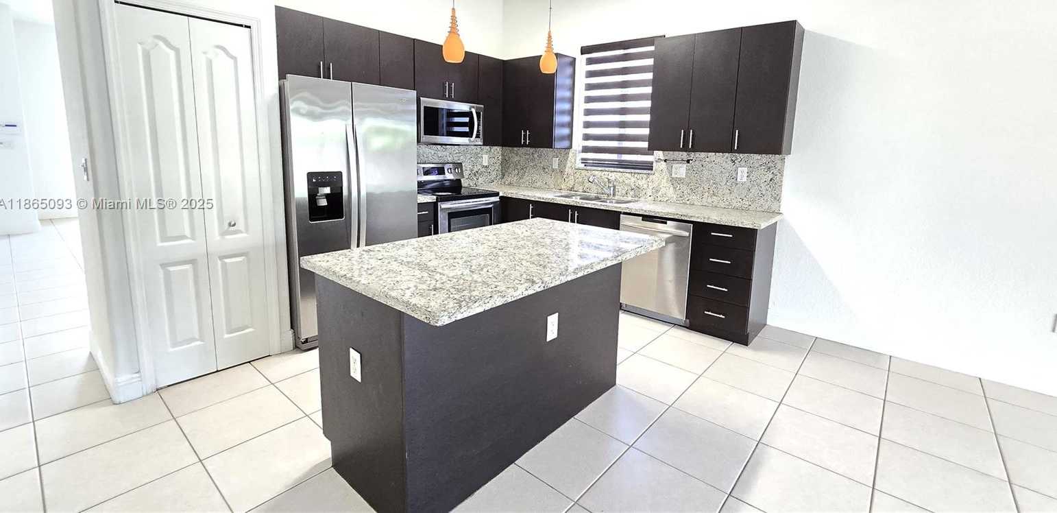 Small Image of 14941 SOUTH WEST 26TH TER, Miami Number 19