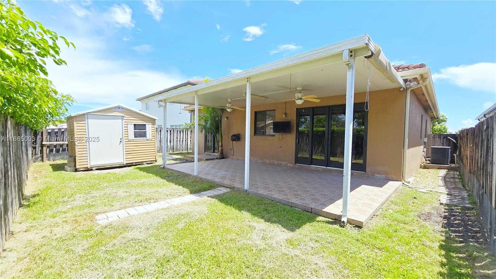 Small Image of 14941 SOUTH WEST 26TH TER, Miami Number 24