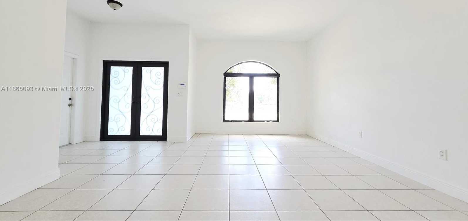 Small Image of 14941 SOUTH WEST 26TH TER, Miami Number 3