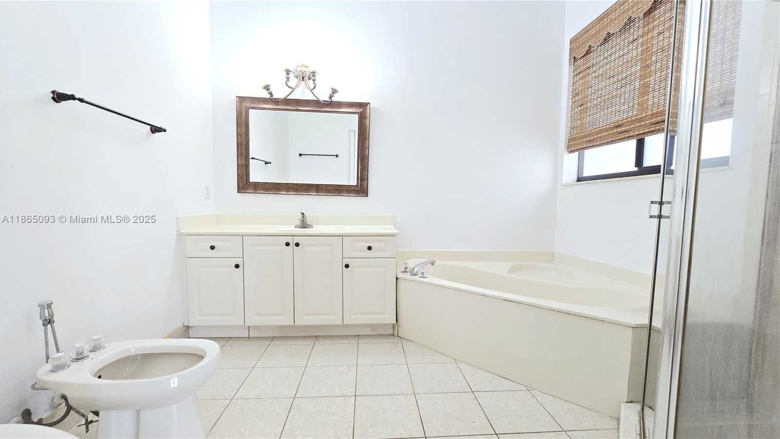 Small Image of 14941 SOUTH WEST 26TH TER, Miami Number 7