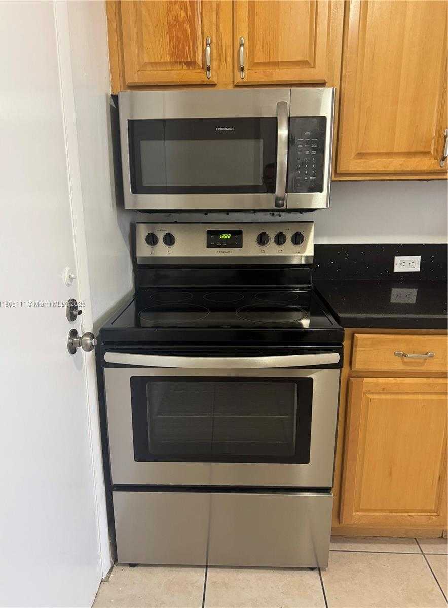 Small Image of 1080 94TH ST #407, Bay Harbor Islands Number 20