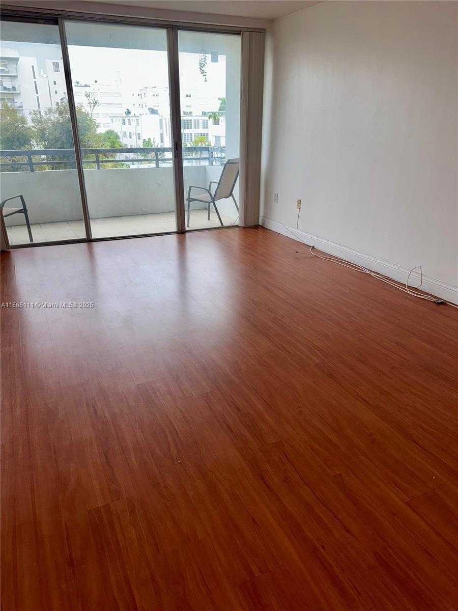 Small Image of 1080 94TH ST #407, Bay Harbor Islands Number 28