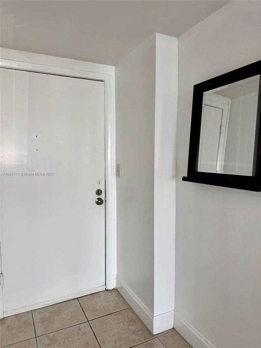 Small Image of 1080 94TH ST #407, Bay Harbor Islands Number 33