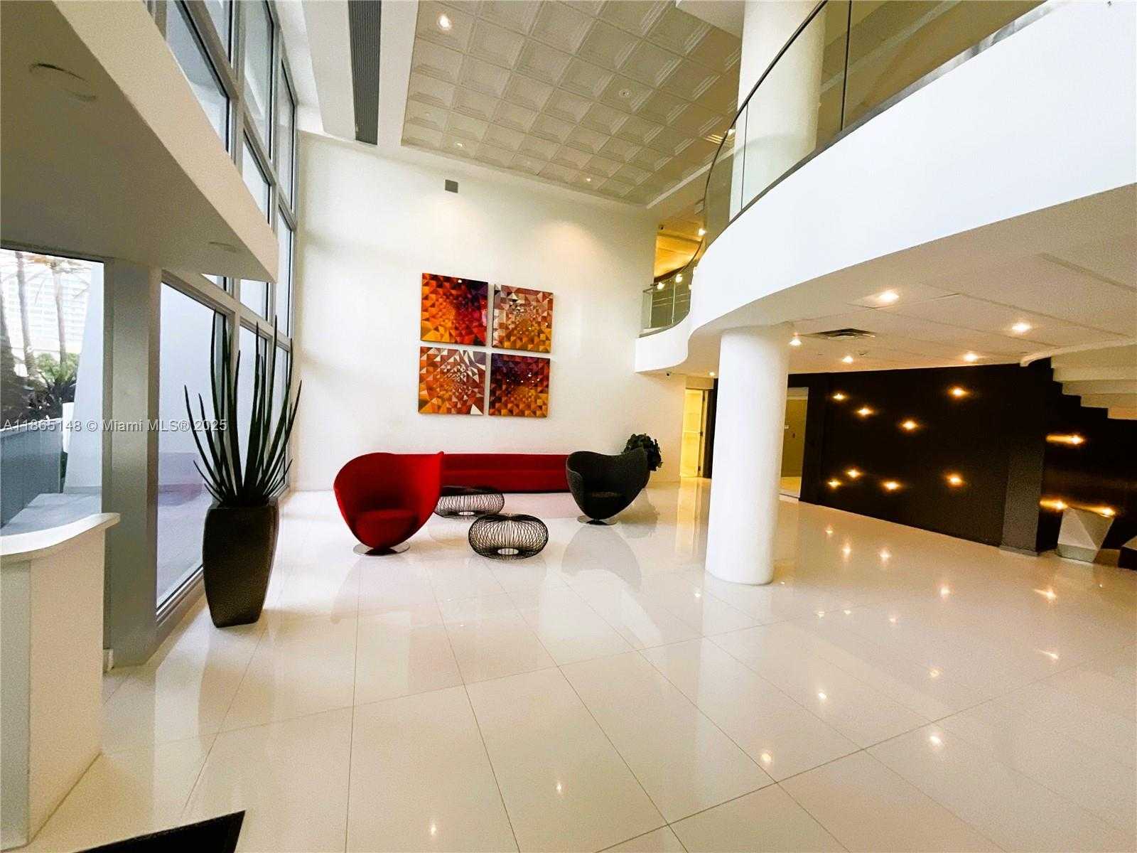 Small Image of 5701 COLLINS AVE #1201, Miami Beach Number 2