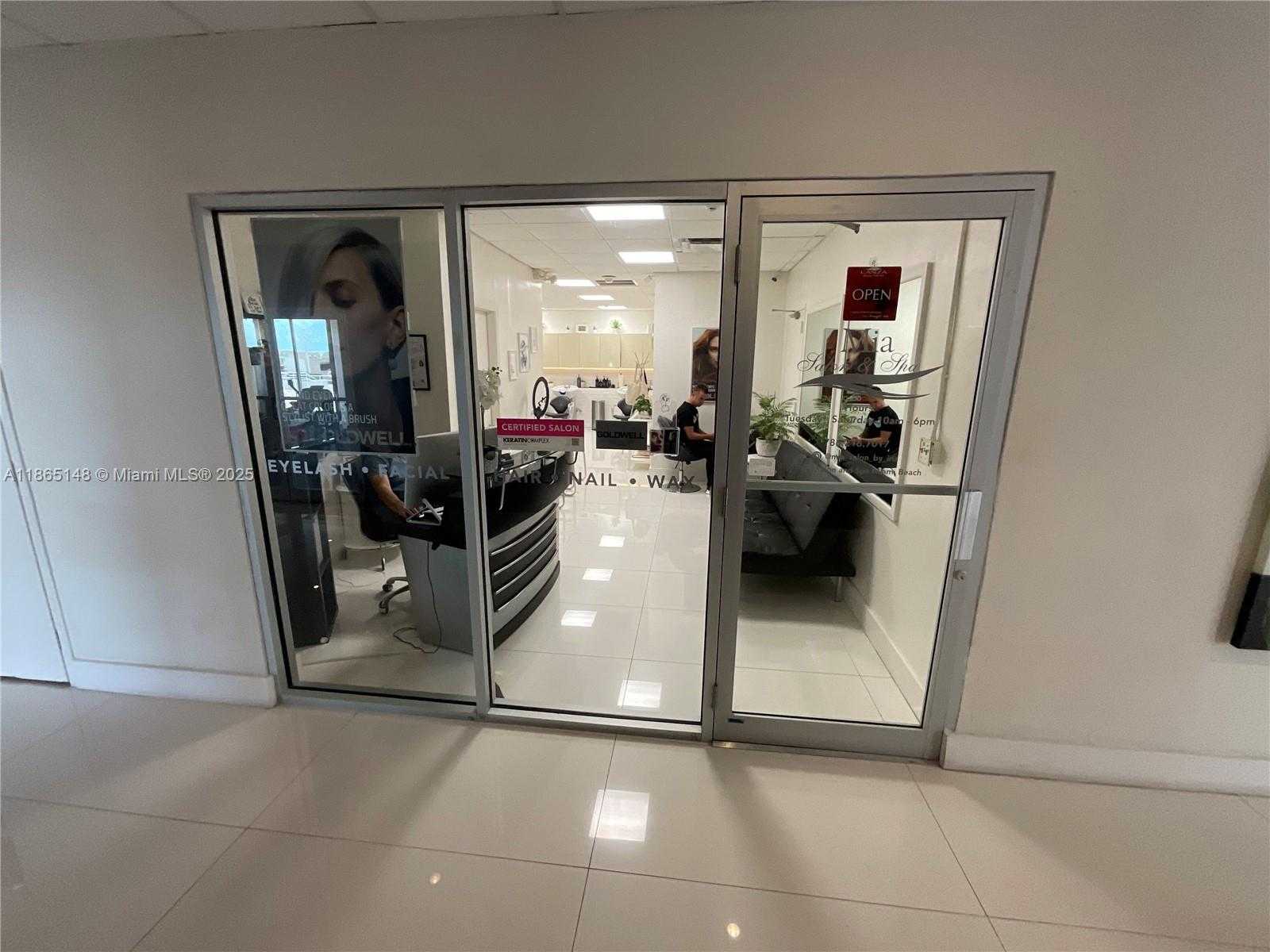 Small Image of 5701 COLLINS AVE #1201, Miami Beach Number 44