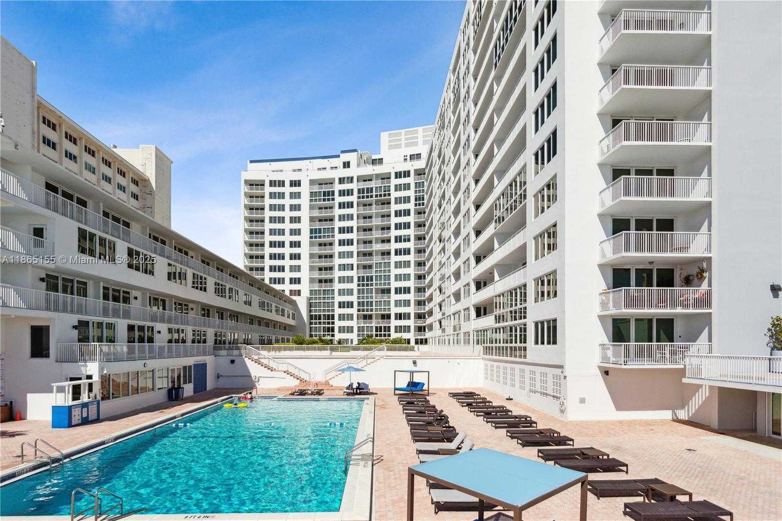 Small Image of 5401 COLLINS AVE #1020, Miami Beach Number 22