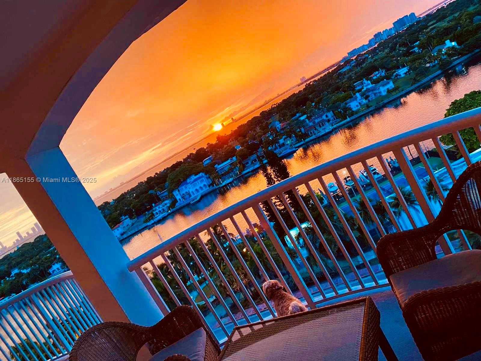 Small Image of 5401 COLLINS AVE #1020, Miami Beach Number 42