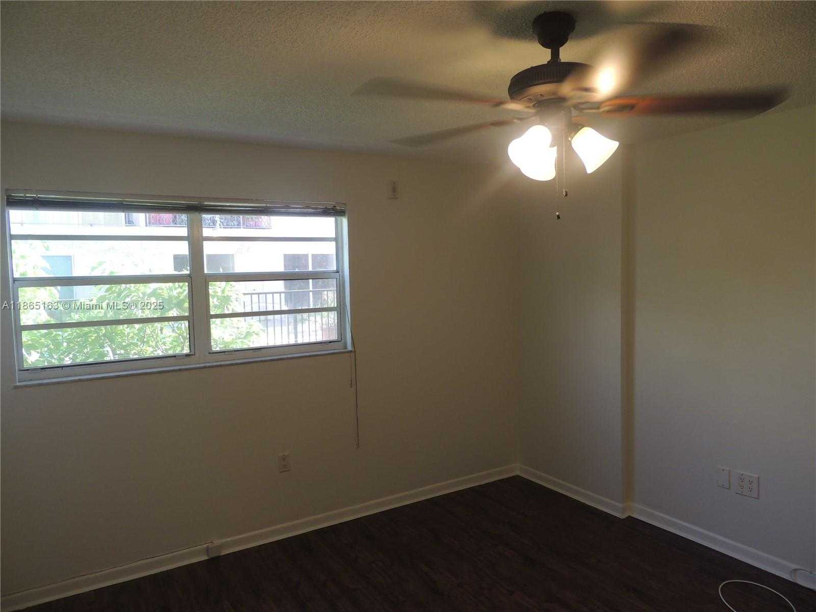 Small Image of Miami Beach Number 11