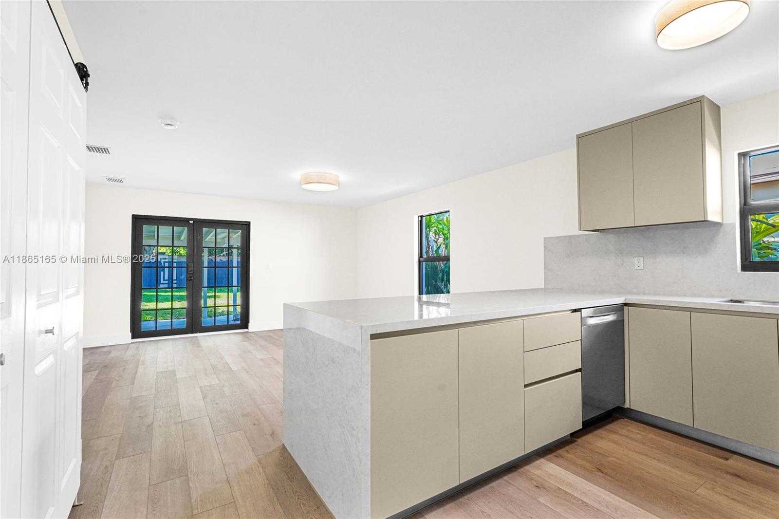 Small Image of 136 NORTH WEST 53, Miami Number 13