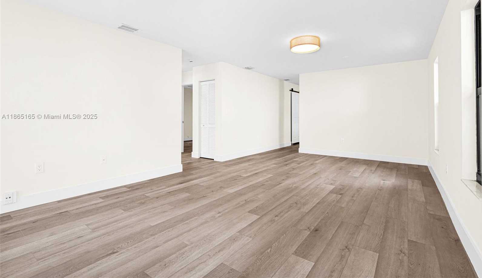 Small Image of 136 NORTH WEST 53, Miami Number 18