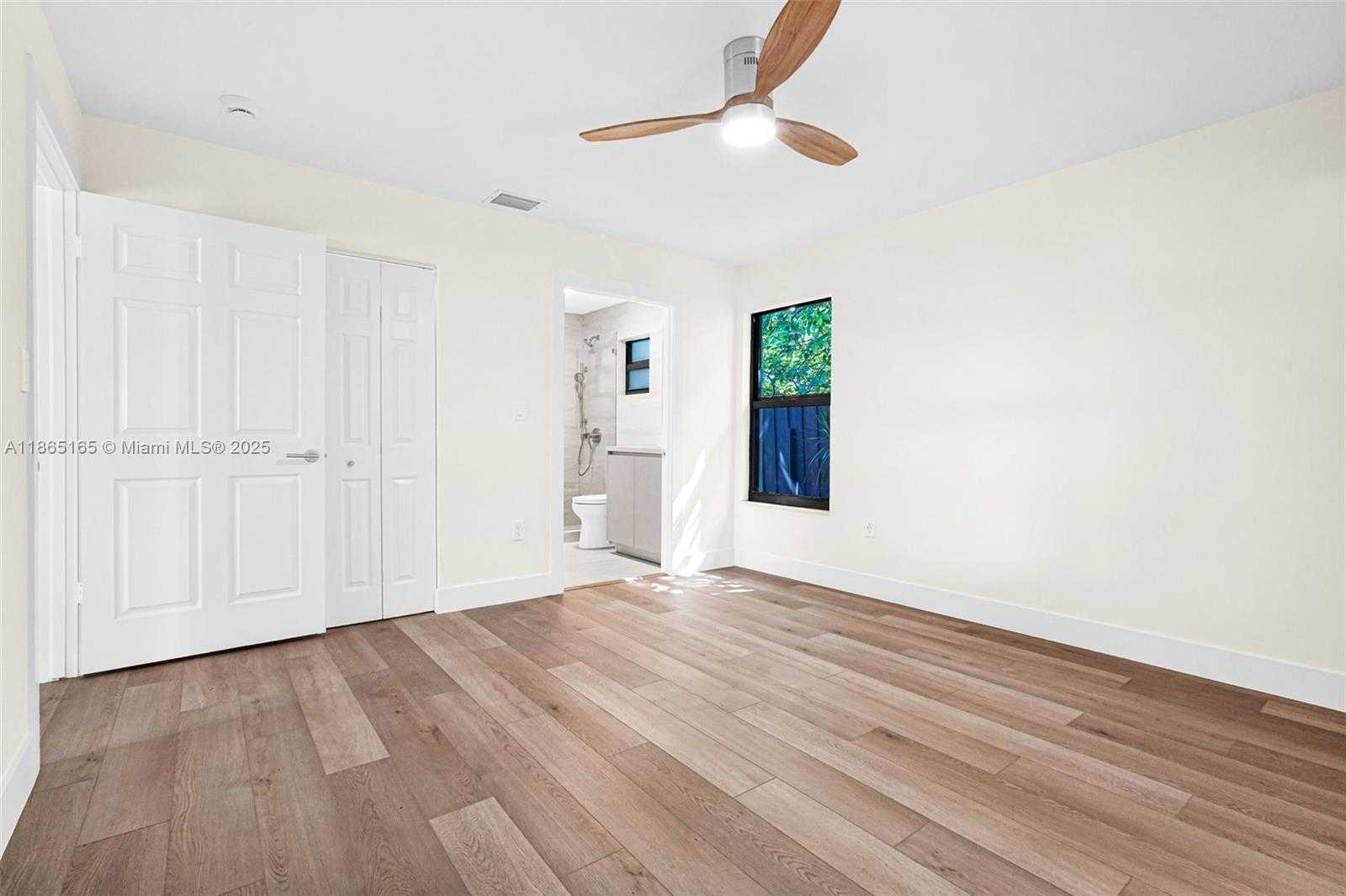 Small Image of 136 NORTH WEST 53, Miami Number 22