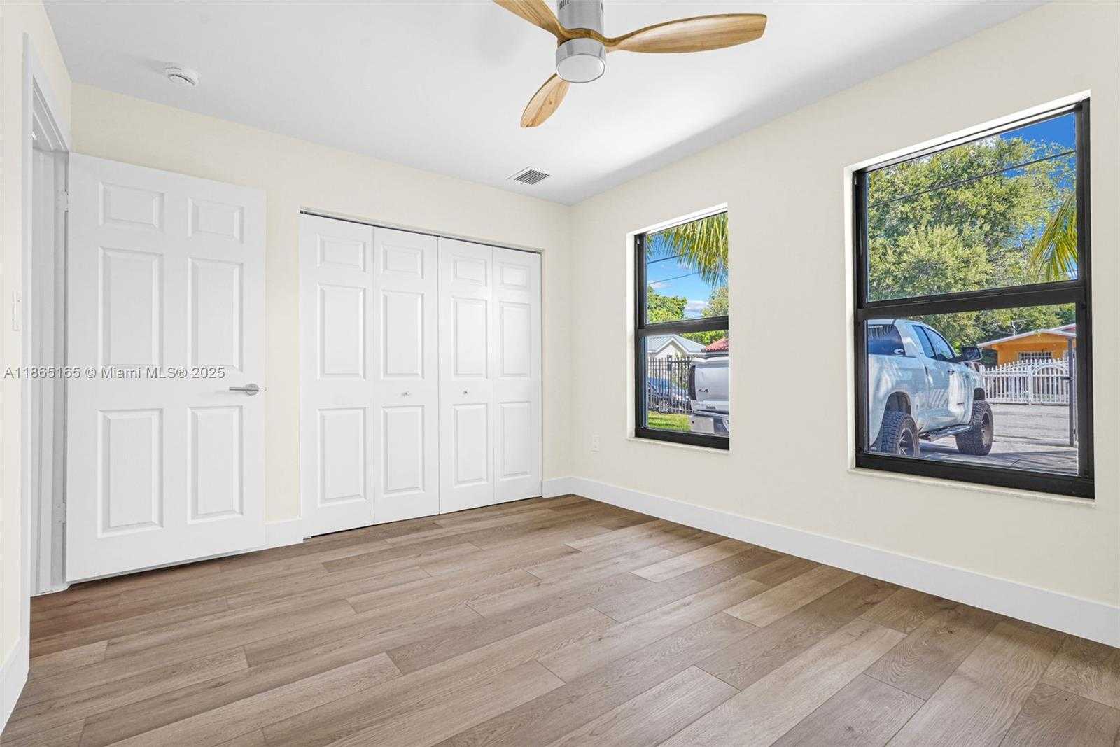 Small Image of 136 NORTH WEST 53, Miami Number 38