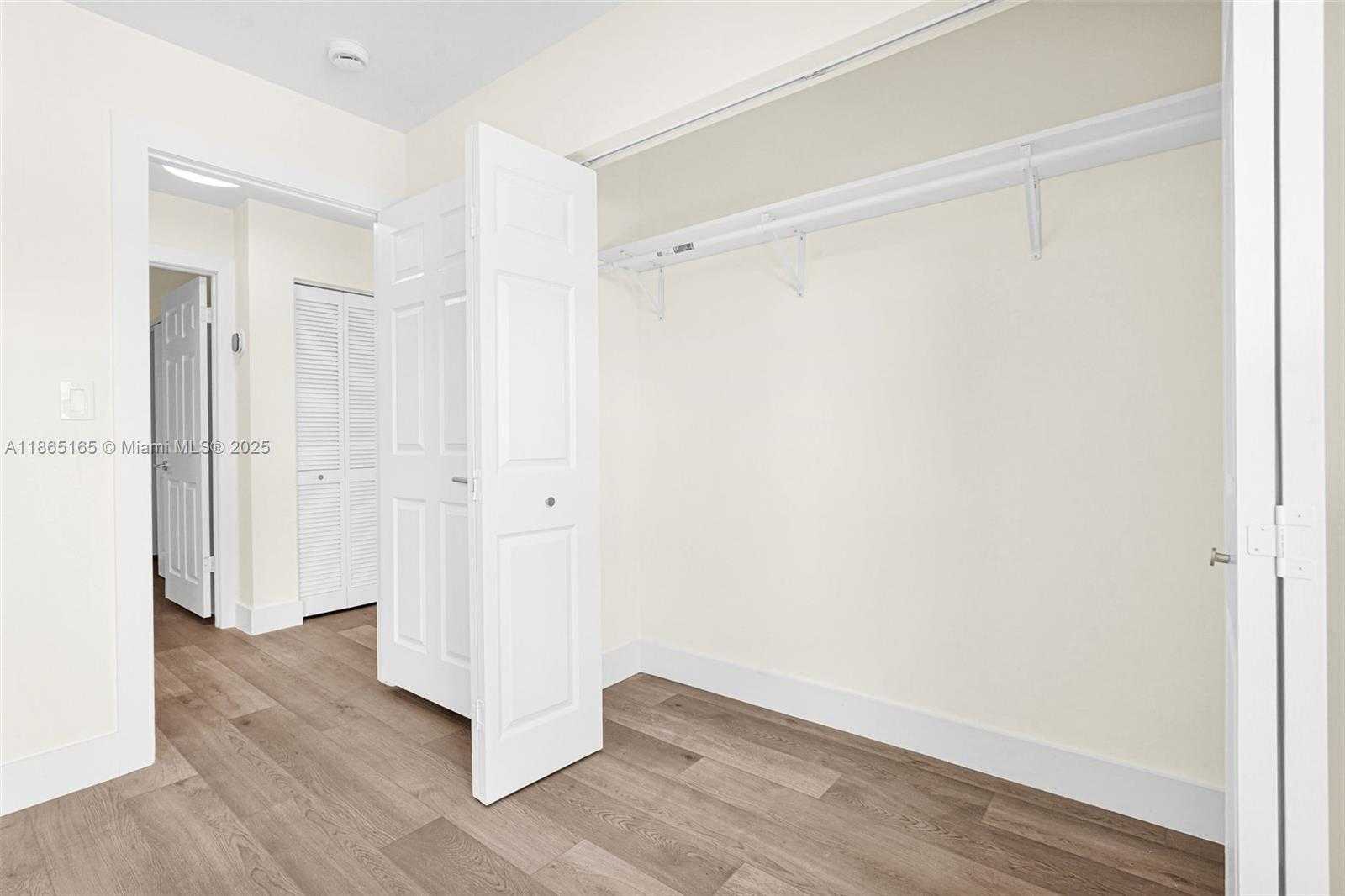 Small Image of 136 NORTH WEST 53, Miami Number 39