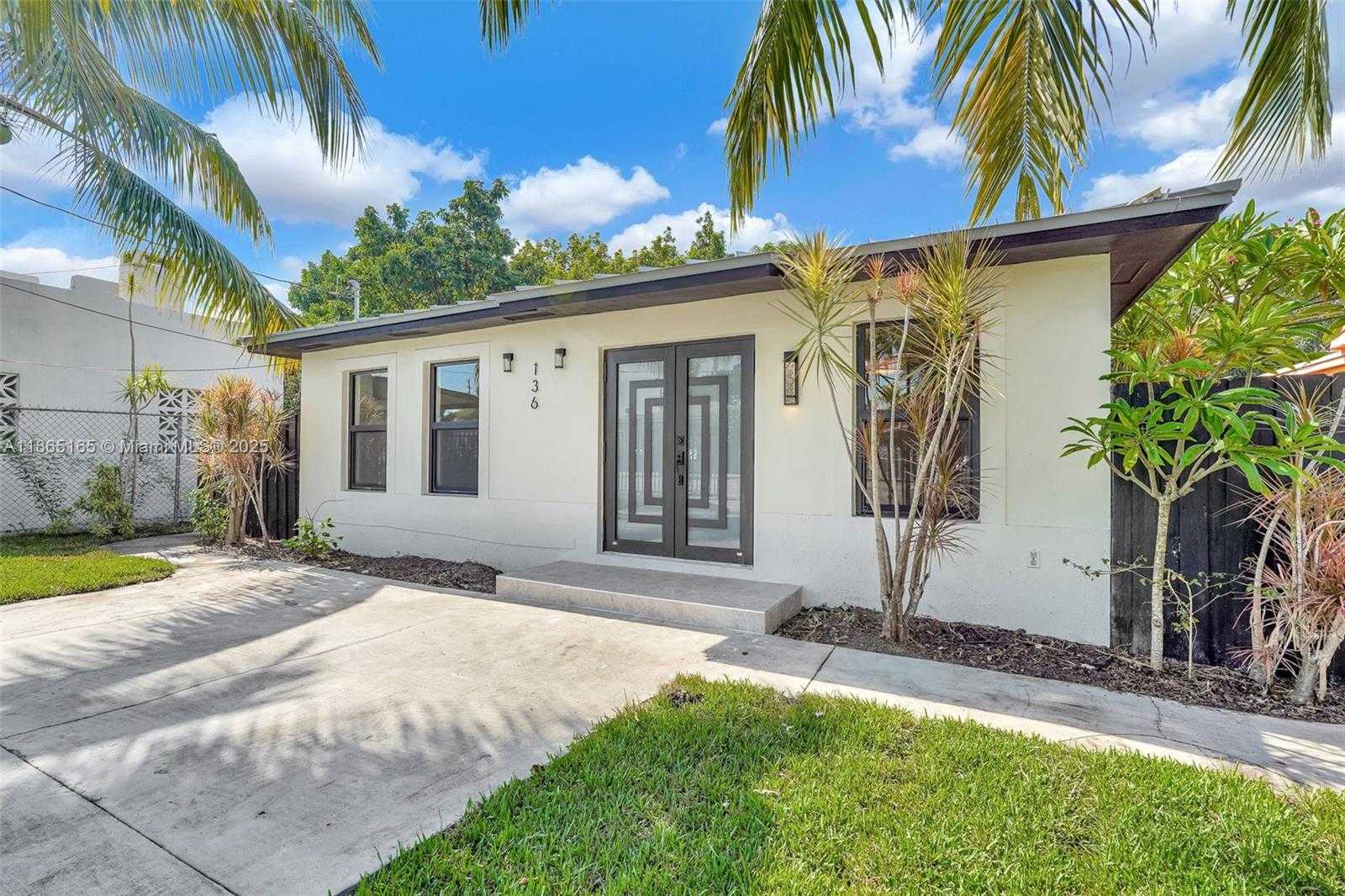 Small Image of 136 NORTH WEST 53, Miami Number 42