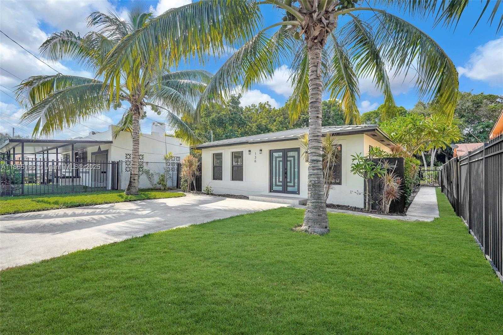 Small Image of 136 NORTH WEST 53, Miami Number 64