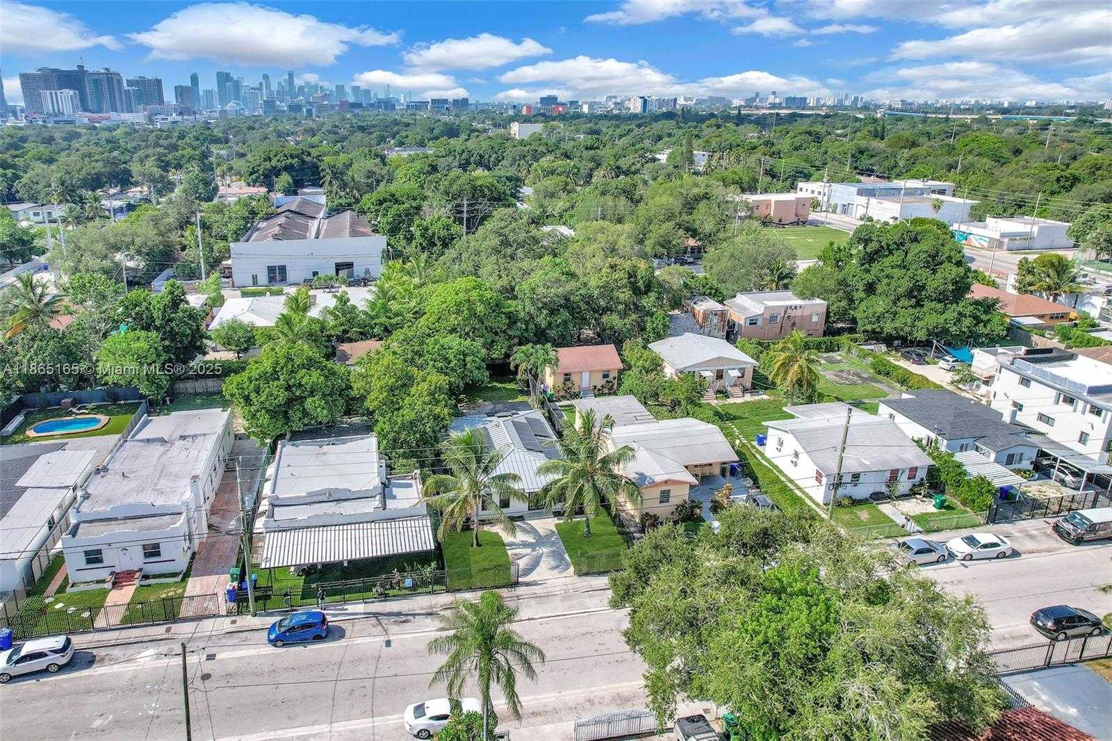 Small Image of 136 NORTH WEST 53, Miami Number 69