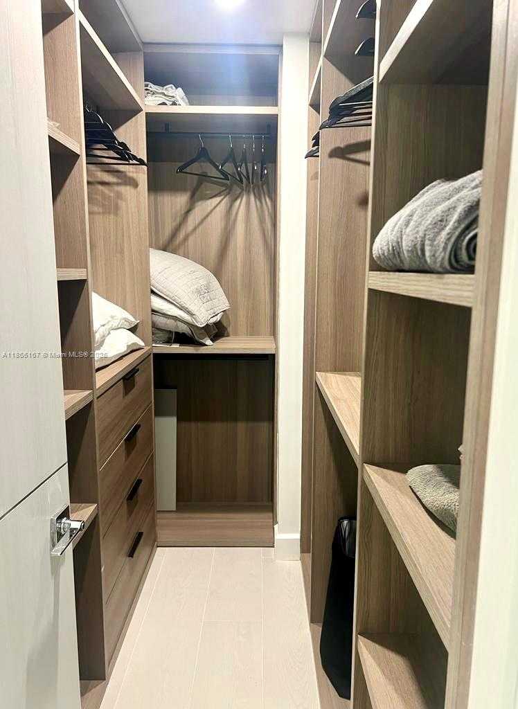 Small Image of 10185 COLLINS AVE #902, Bal Harbour Number 15