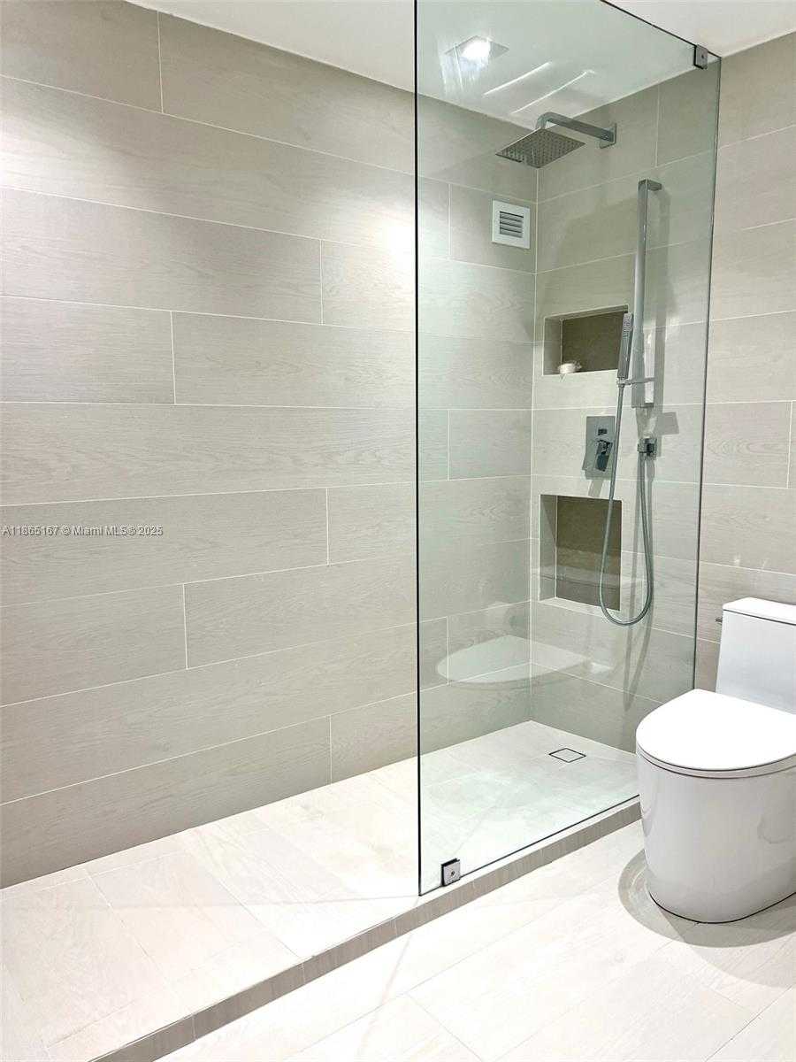 Small Image of 10185 COLLINS AVE #902, Bal Harbour Number 20