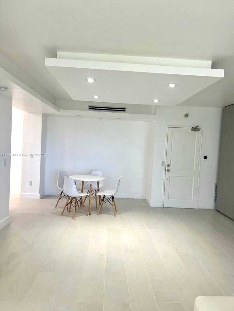 Small Image of 10185 COLLINS AVE #902, Bal Harbour Number 24
