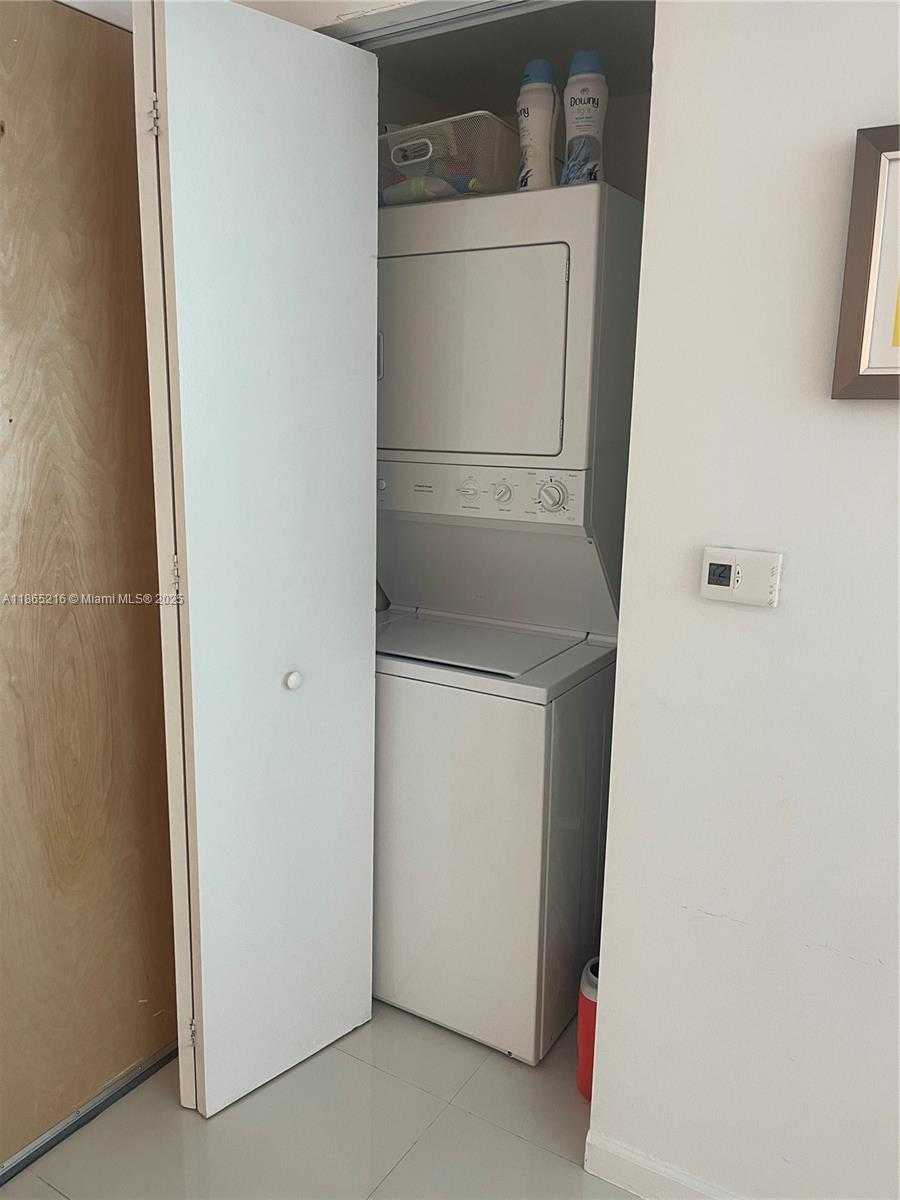 Small Image of 350 SOUTH MIAMI AVE #1108, Miami Number 9