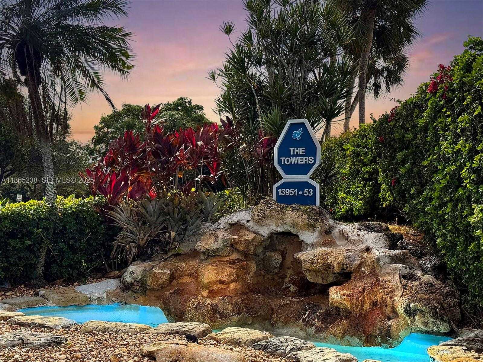 Small Image of 13953 KENDALE LAKES CIR #210B, Miami Number 46